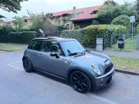 Usata Mini Cooper S 163 CV (119 kW) 2004 Grigio Utilitaria