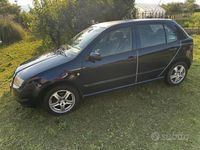 Usata Skoda Fabia 75 CV (55 kW) 2004 Blu Utilitaria