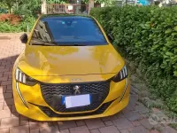 Usata Peugeot 208 GT-line 102 CV (75 kW) 2020 Giallo Utilitaria