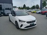Usata Opel Corsa 101 CV (74 kW) 2023 Bianco pastellotetto nero Utilitaria