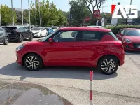 Usata Suzuki Swift 83 CV (61 kW) 2022 Rosso Utilitaria