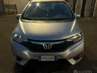 Usata Honda Jazz Trend 102 CV (75 kW) 2017 Grigio Utilitaria