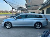 Usata VW Passat Business 122 CV (89 kW) 2021 Grigio Station wagon