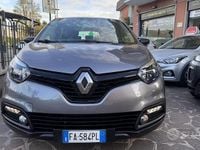 Usata Renault Captur Intens 90 CV (66 kW) 2015 Grigio SUV