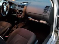 Usata VW Polo 75 CV (55 kW) 2005 Grigio Utilitaria