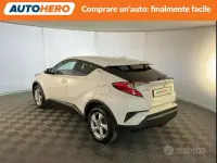 Usata Toyota C-HR 116 CV (85 kW) 2018 Bianco SUV