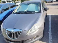 Usata Lancia Delta 120 CV (88 kW) 2009 Argento Utilitaria