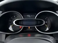 Usado Renault Clio IV 90 CV (66 kW) 2014 Blanco Berlina