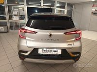 Usata Renault Captur Intens 145 CV (106 kW) 2022 Grigio SUV