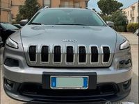 Usata Jeep Cherokee Limited 170 CV (125 kW) 2015 Grigio SUV