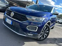 Usata VW T-Roc Style 116 CV (85 kW) 2019 Blu SUV