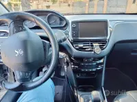 Usata Peugeot 2008 99 CV (72 kW) 2018 SUV