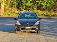 Usata Renault Clio II Luxe 75 CV (55 kW) 2009 Nero Berlina