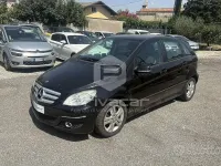 Usata Mercedes B180 Premium 109 CV (80 kW) 2010 Nero Monovolume