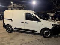 Usado Renault Express 95 CV (69 kW) 2022 Blanco Monovolumen