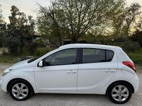 Usata Hyundai i20 78 CV (57 kW) 2012 Bianco Utilitaria
