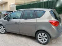Usata Opel Meriva 95 CV (69 kW) 2011 Grigio Monovolume