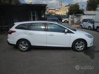 Usata Ford Focus 115 CV (84 kW) 2013 Bianco Station wagon