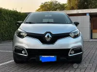 Usata Renault Captur Life 90 CV (66 kW) 2016 Grigio SUV
