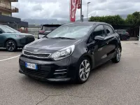 Usata Kia Rio 90 CV (66 kW) 2017 Nero Berlina