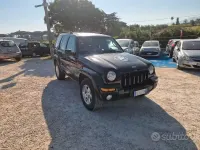 Usata Jeep Cherokee Sport 143 CV (105 kW) 2003 Nero SUV
