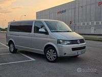 Usata VW Caravelle Highline 180 CV (132 kW) 2012 Grigio Furgone