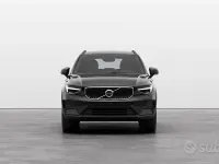 Nuova Volvo XC40 163 CV (119 kW) 2025 Nero SUV