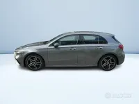 Usata Mercedes A180 AMG Line Premium 116 CV (85 kW) 2023 Grigio metallizzato Berlina