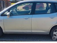 Usata Honda Jazz 78 CV (57 kW) 2004 Grigio Utilitaria