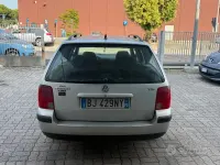 Usata VW Passat Highline 116 CV (85 kW) 2000 Grigio Station wagon