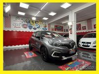 Usata Renault Captur 90 CV (66 kW) 2018 Grigio SUV