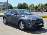 Usata Toyota C-HR Business Edition 98 CV (72 kW) 2022 Grigio SUV