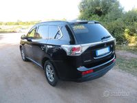 Usata Mitsubishi Outlander Intense 150 CV (110 kW) 2015 Nero SUV