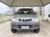 Usata Daihatsu Terios 83 CV (61 kW) 1999 Argento SUV