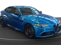 Usata Alfa Romeo Giulia Quadrifoglio 519 CV (381 kW) 2024 Blu/azzurro Berlina