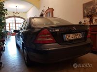 Usata Mercedes 200 122 CV (89 kW) 2003 Berlina