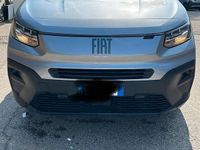 Usata Fiat Doblò 131 CV (96 kW) 2024 Grigio Monovolume