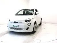 Usata Fiat 500e Action 42 kW (58 CV) 2023 Bianco Utilitaria
