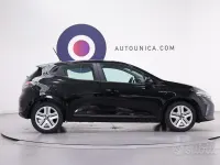 Usata Renault Clio V Evolution 65 CV (47 kW) 2024 Nero Berlina