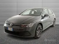 Usata VW Golf VIII Life 110 CV (80 kW) 2022 Grigio Berlina