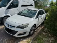 Usata Opel Astra 115 CV (84 kW) 2014 Bianco Station wagon