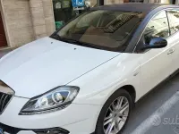 Usata Lancia Delta 120 CV (88 kW) 2010 Utilitaria