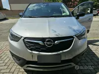 Usata Opel Crossland 81 CV (59 kW) 2018 Grigio SUV