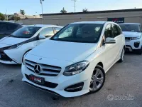 Usata Mercedes B180 109 CV (80 kW) 2015 Bianco Utilitaria
