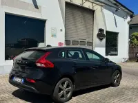 Usata Volvo V40 Business Edition 120 CV (88 kW) 2016 Nero Berlina
