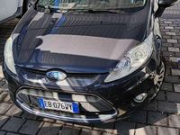 Usata Ford Fiesta Titanium 68 CV (50 kW) 2010 Grigio Berlina