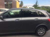 Usata Mercedes B200 Premium 156 CV (114 kW) 2014 Grigio Monovolume
