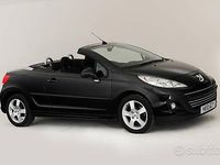 Usata Peugeot 207 CC 110 CV (80 kW) 2011 Nero Cabrio