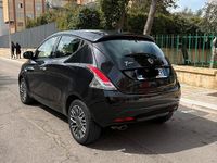 Usata Lancia Ypsilon 95 CV (69 kW) 2017 Nero Utilitaria