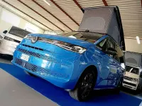 Nuova VW California California 150 CV (110 kW) 2026 Medium blue y52t Furgone